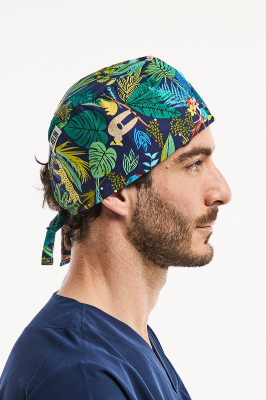 Calot médical Aelin bleu marine avec imprimé jungle pour un style unique en milieu dentaire