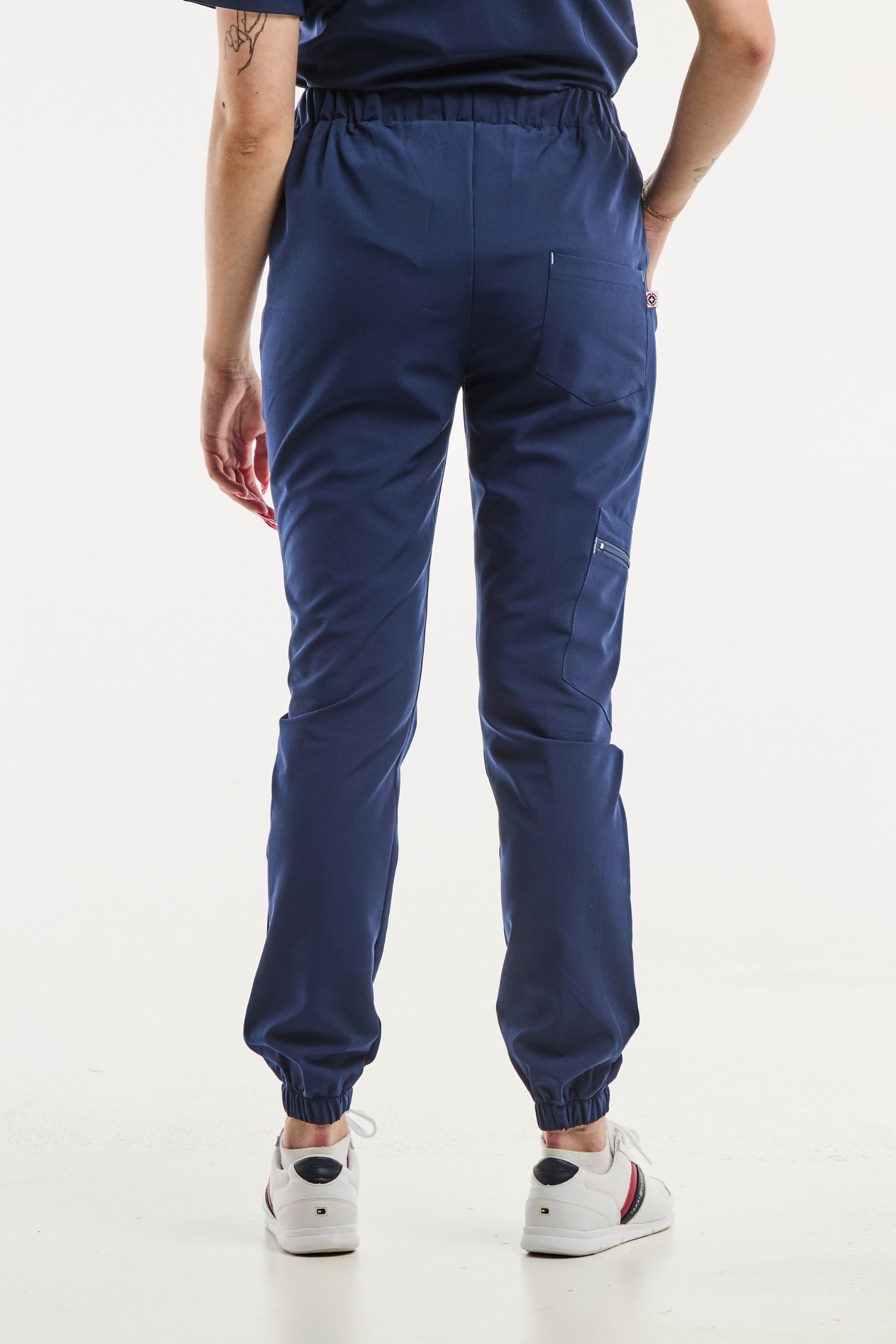 Pantalon médical bleu marine Slimfit New pour un confort et une élégance professionnelle