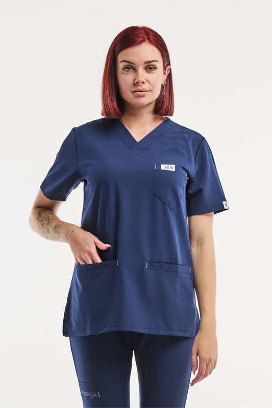 Tunique médicale Slimfit NEW en bleu marine, idéale pour un look professionnel