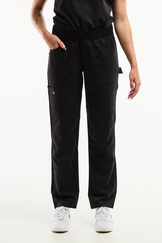 Pantalon médical Balance by Dickies femme noir, coupe moderne, tissu extensible