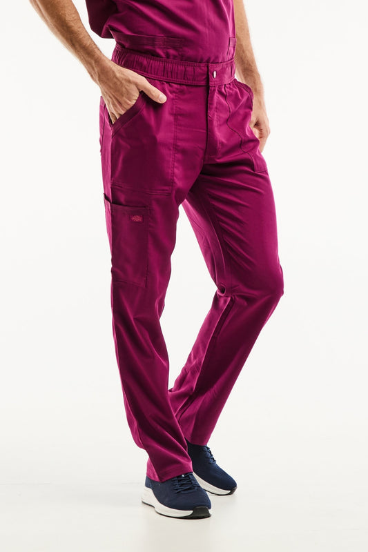 Pantalon médical Balance by Dickies homme bordeaux coupe moderne tenues médicales