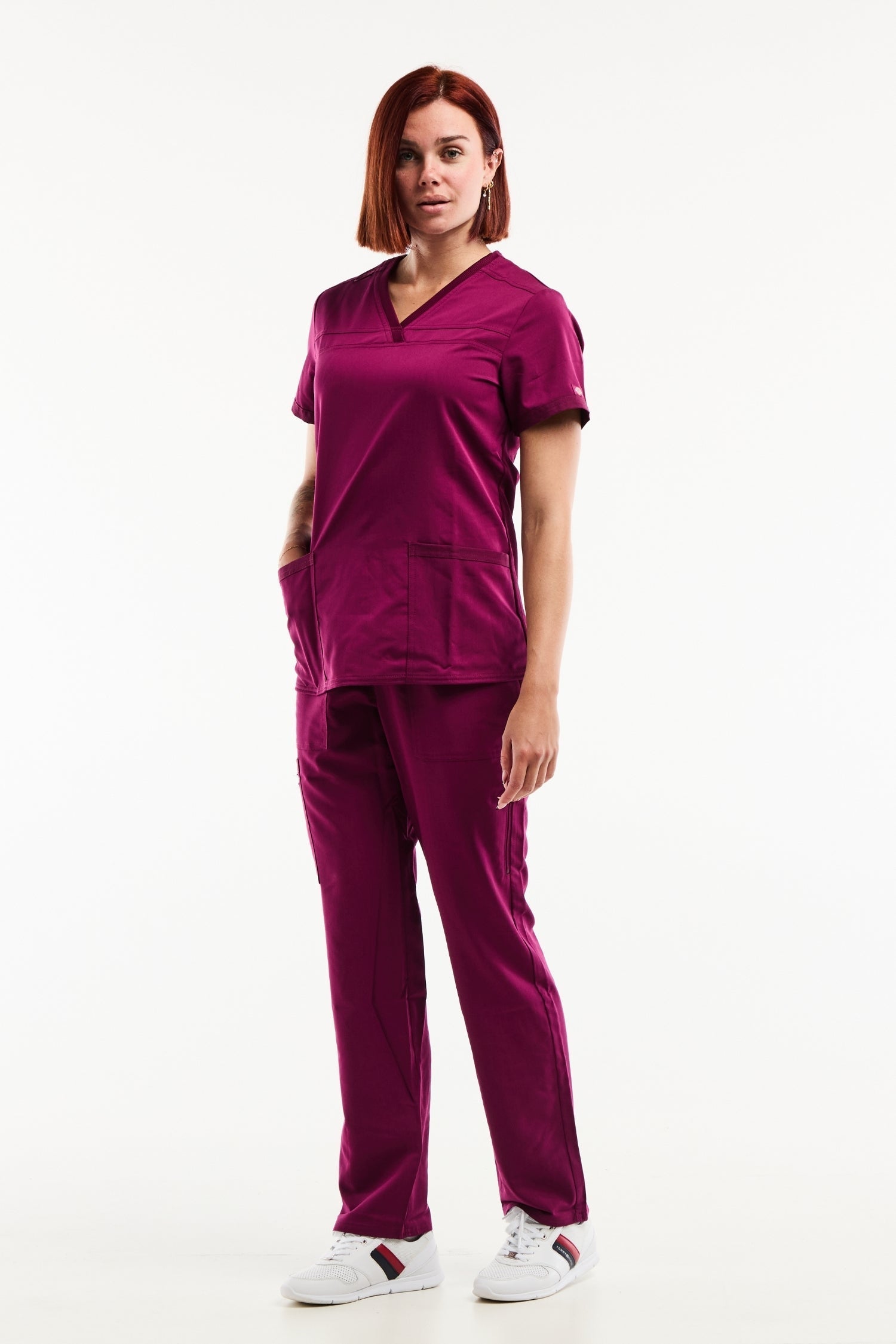 Femme en tunique à manches Balance by Dickies bordeaux, techniques faciles d’entretien