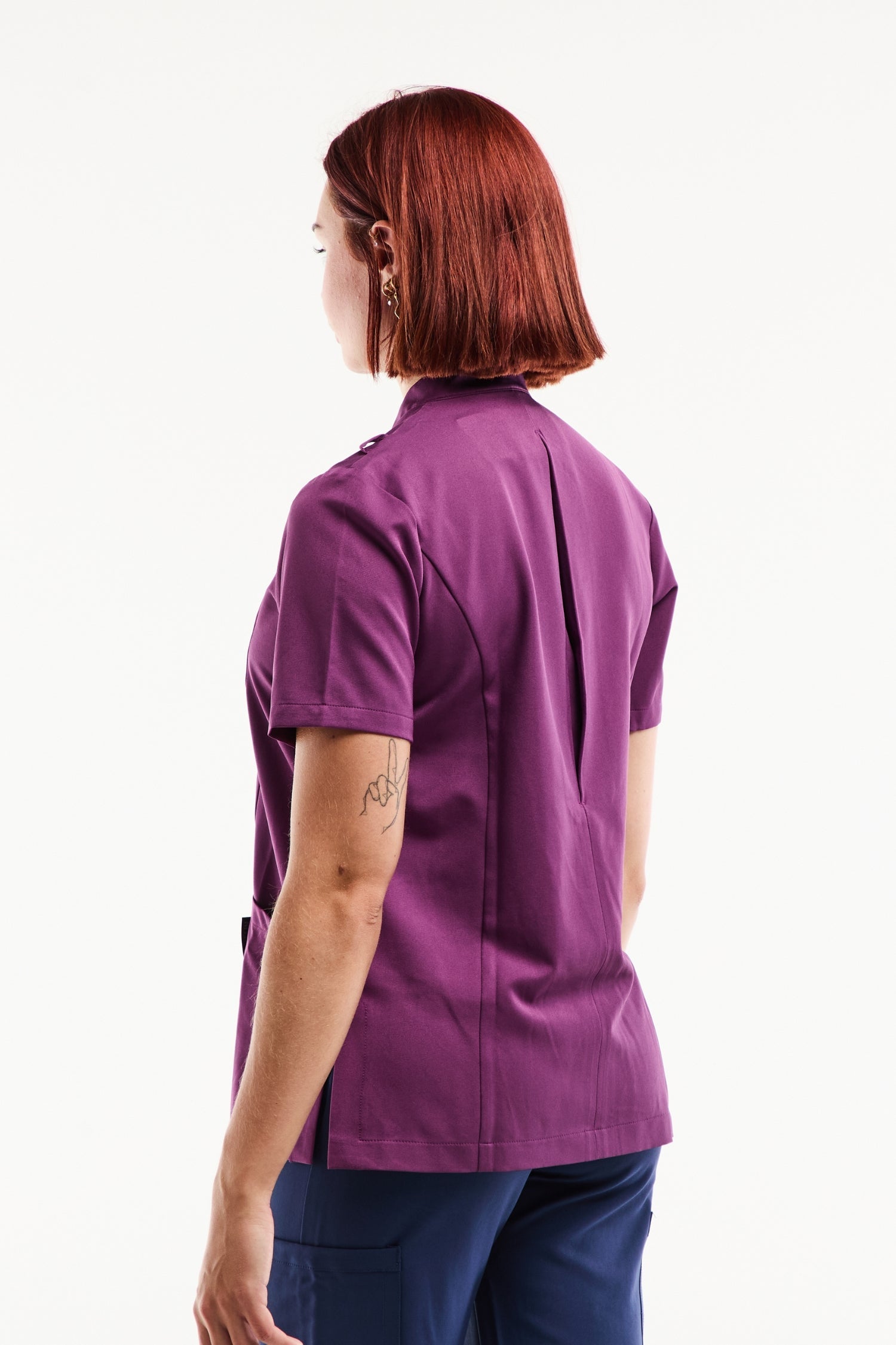 Blouse médicale femme Aurelia mauve stretch ultra douce avec poches