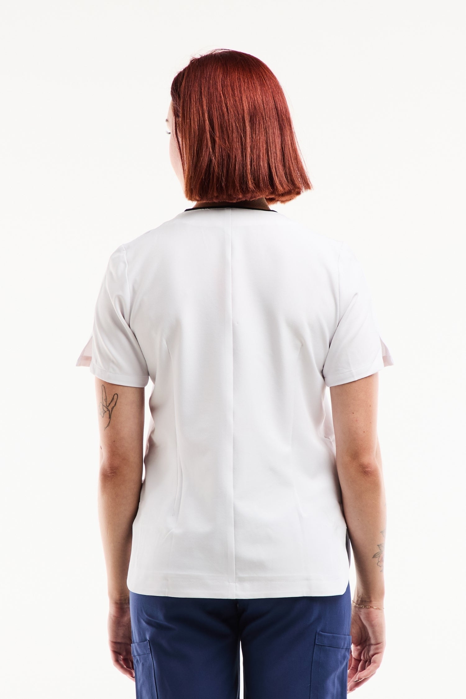 Blouse médicale Serena femme blanche à manches courtes stretch ultra douce