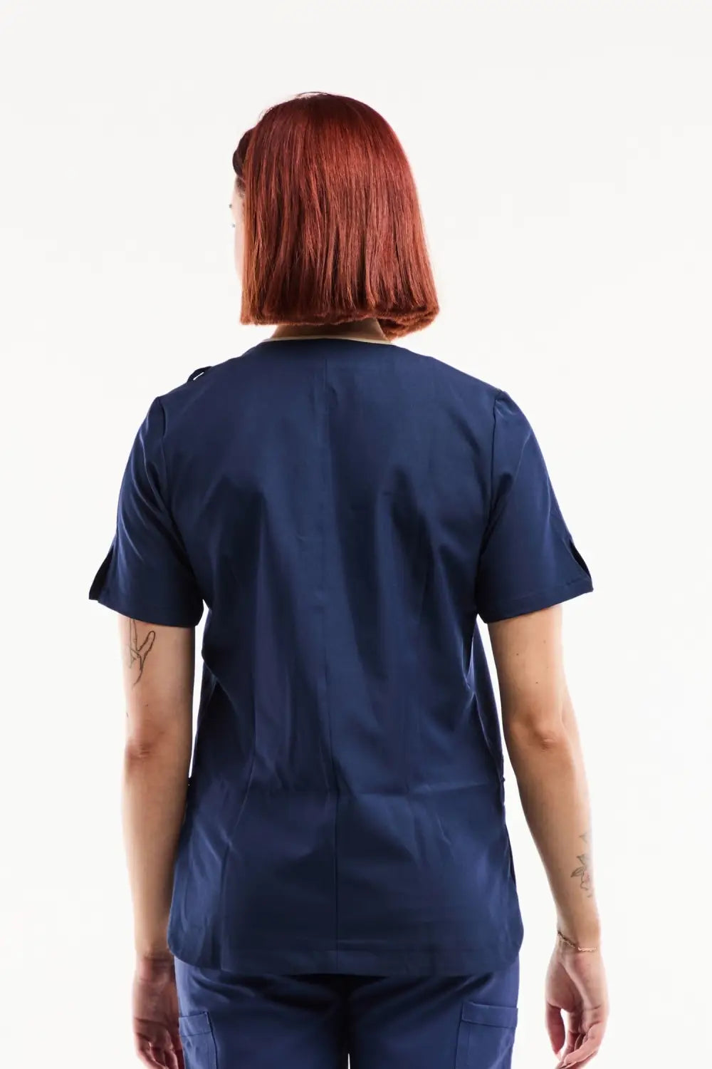 Blouse médicale Serena bleu marine à manches courtes et col V