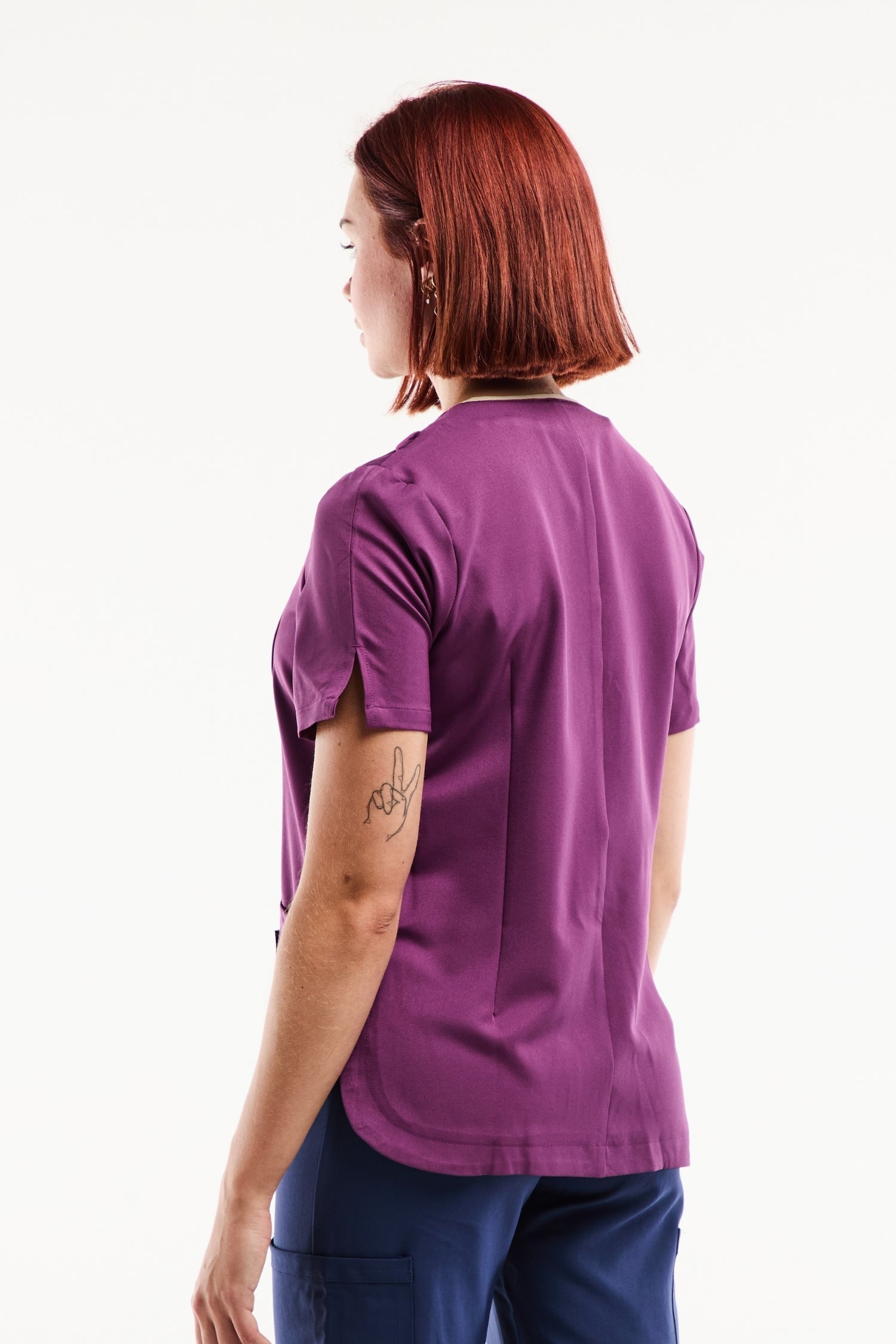 Blouse médicale femme Serena violette à manches courtes