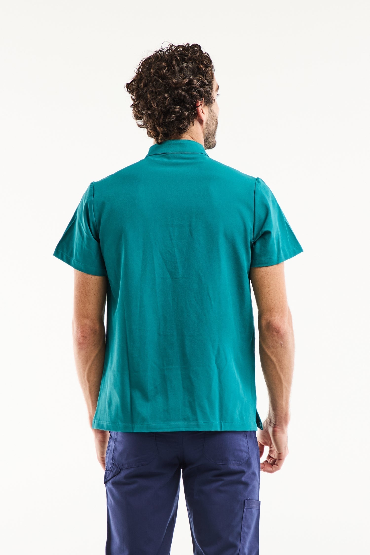 Blouse médicale homme col officier moderne en tissu technique vert turquoise