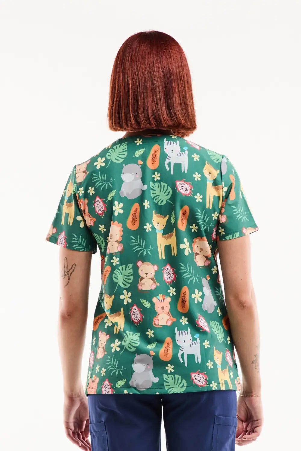 Tunique médicale imprimée jungle animaux savane vert