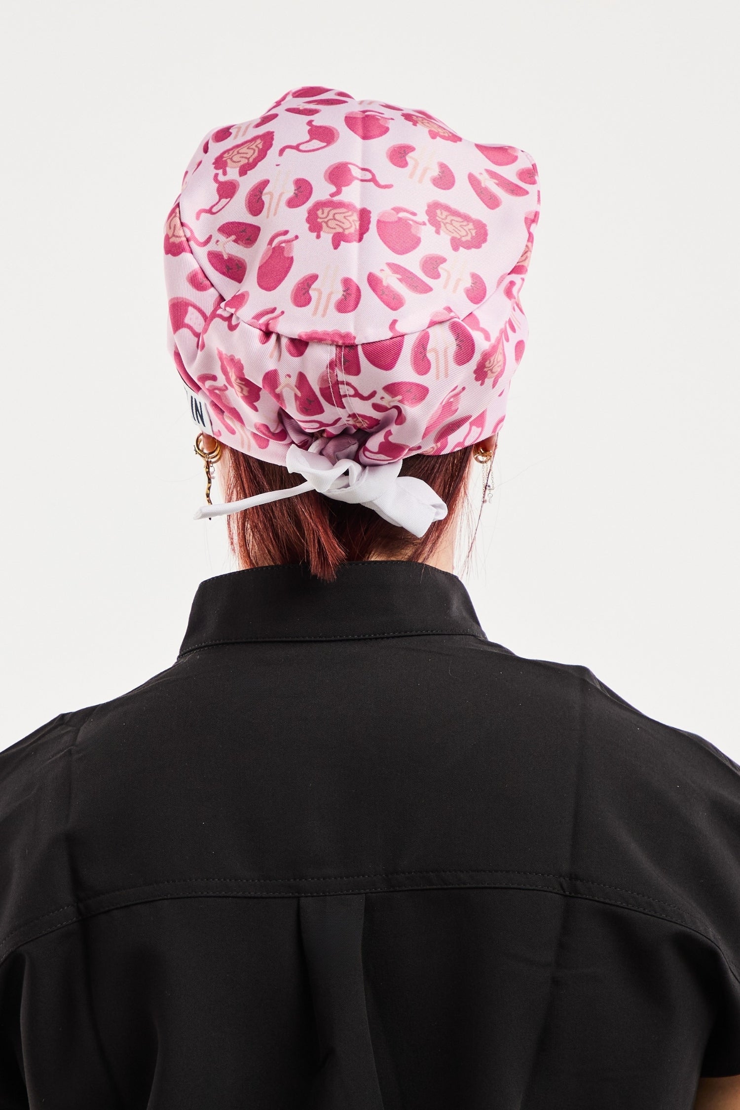 Calot médical organes roses collection Art Médical Aelin, bandana floral rose et blanc à nœud