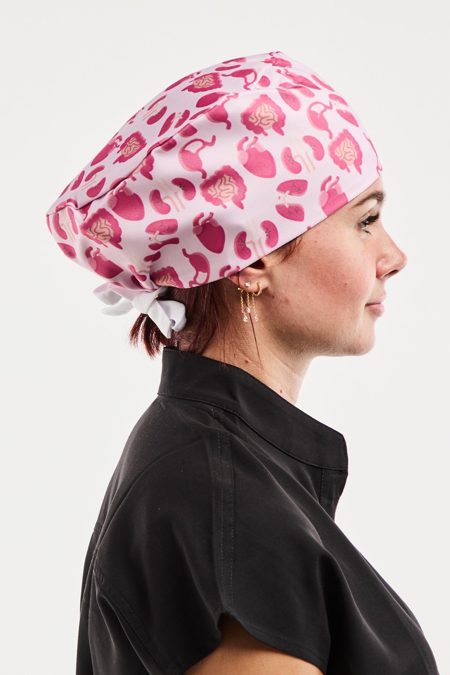 Calot médical à imprimé fraises de la collection Art Médical Aelin