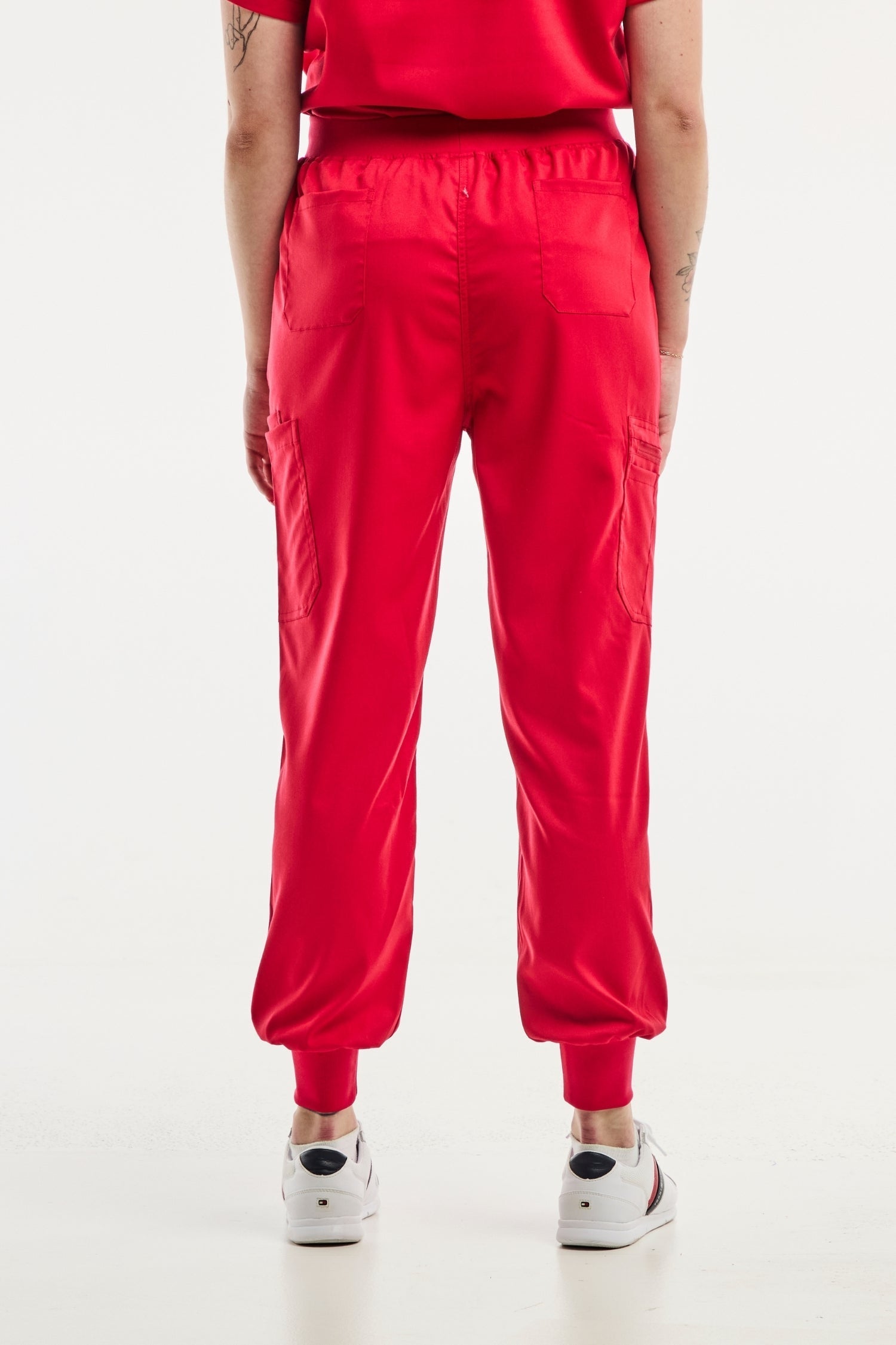Pantalon médical jogger rouge EMMA pour femme, idéal pour le confort au travail