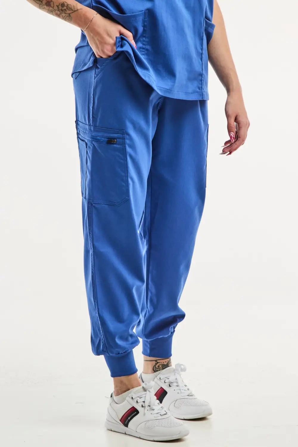 Pantalon de tenue médicale bleue pour femme, EMMA Jogger, idéal pour tunique médicale