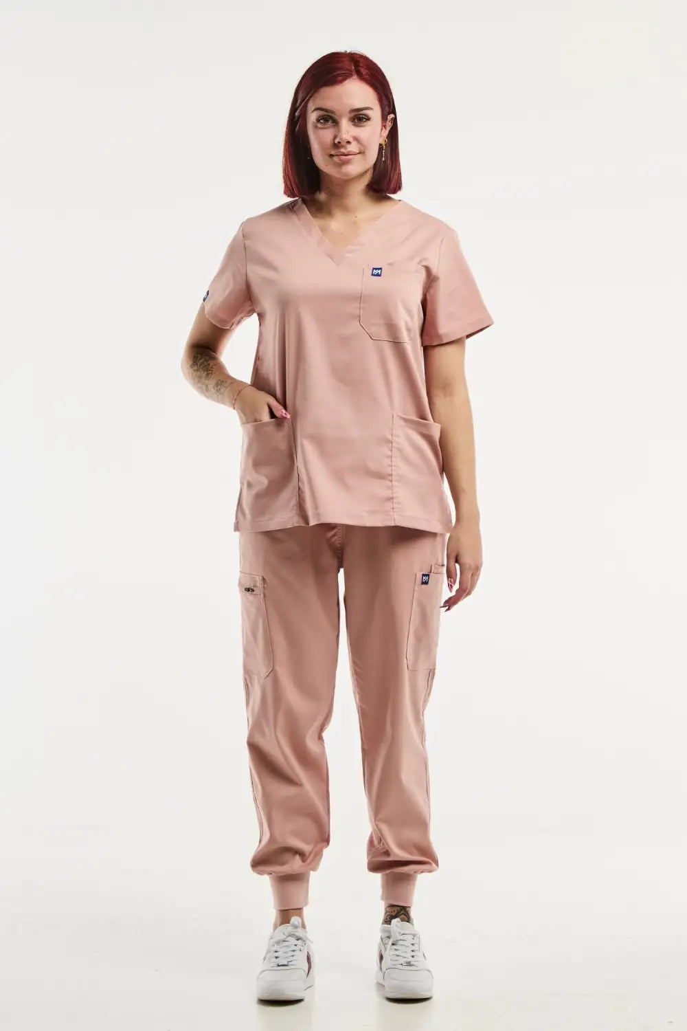 Vêtements de travail femme EMMA Jogger tenue médicale rose clair avec tunique médicale