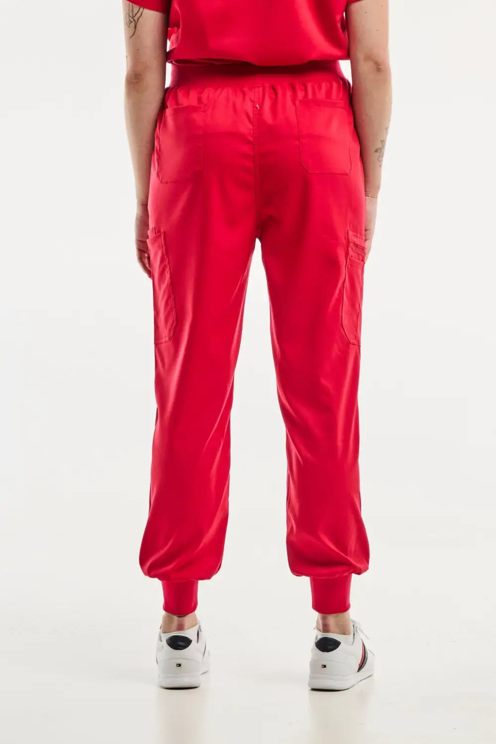 Pantalon cargo rouge EMMA Jogger, tenu médicale élégante pour femme avec style médical