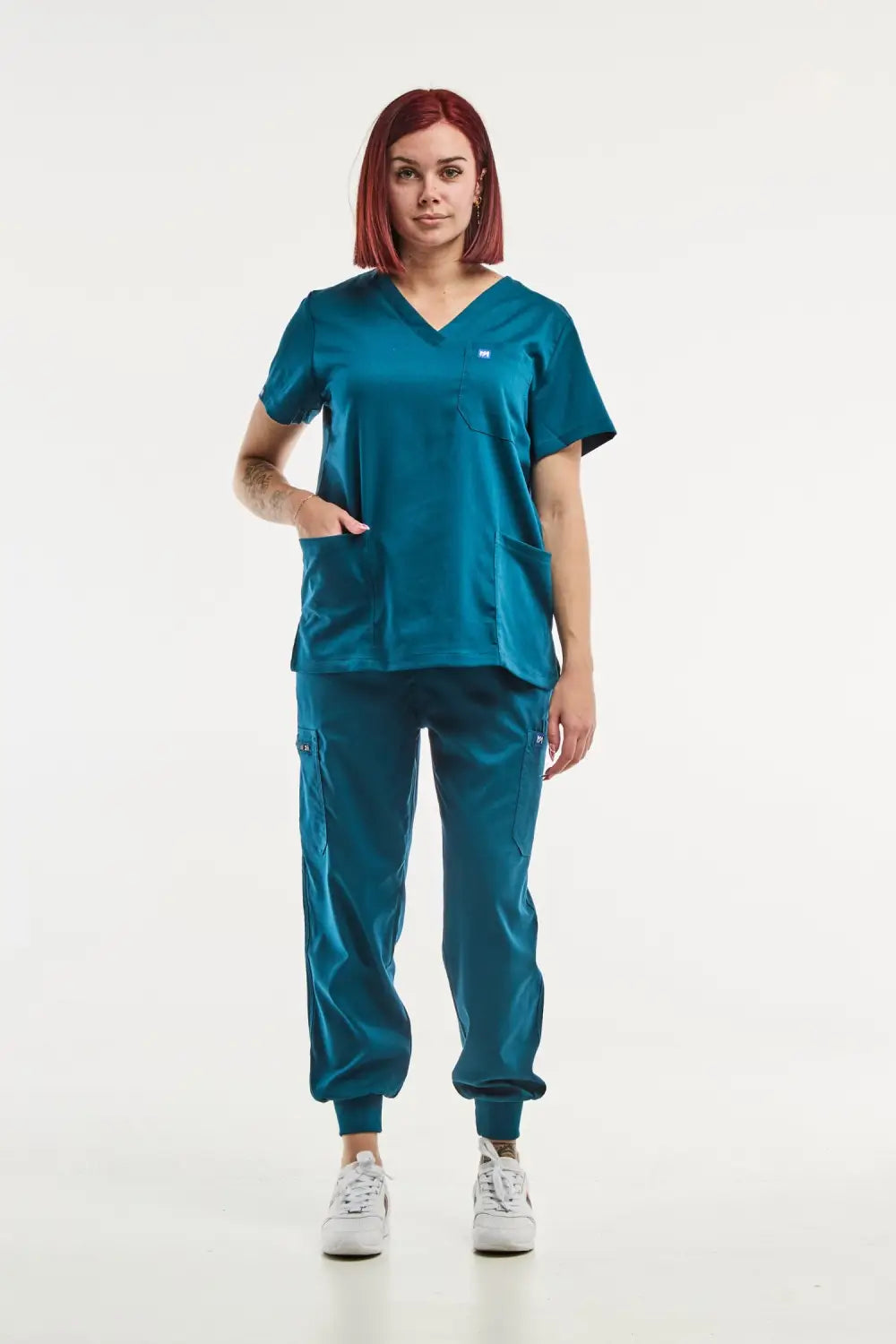 Teal EMMA Jogger - Tenue médicale femme avec tunique médicale à col turquoise