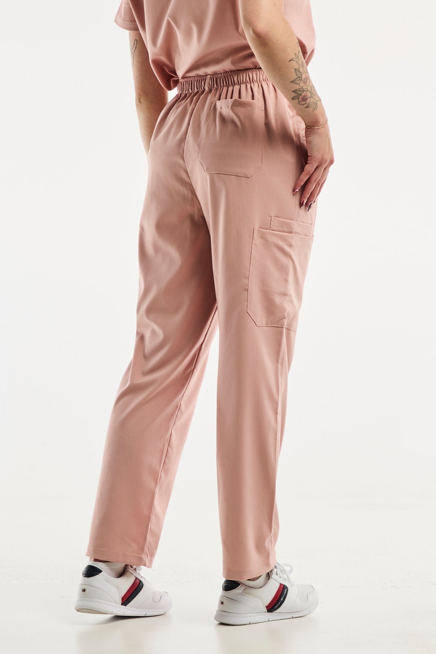Pantalon médical EMMA rose clair pour tenues médicales professionnelles