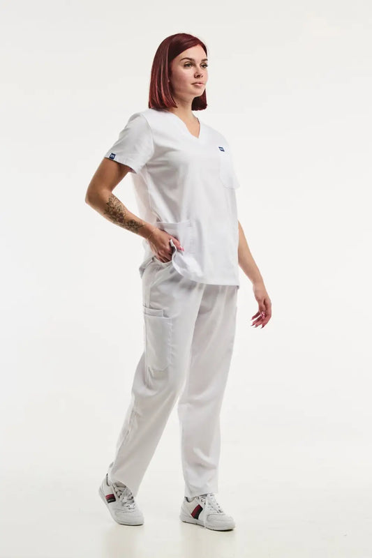 Pantalon médical ajusté blanc EMMA - Tenue médicale femme pour un look professionnel