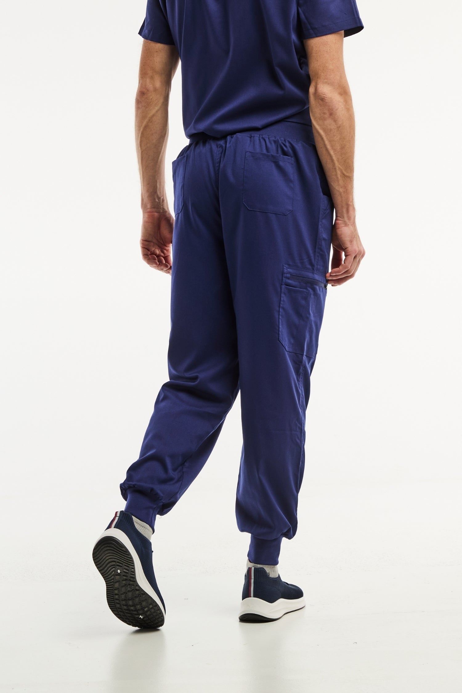 Pantalon médical jogger LUCA bleu marine pour homme, confort et style au travail
