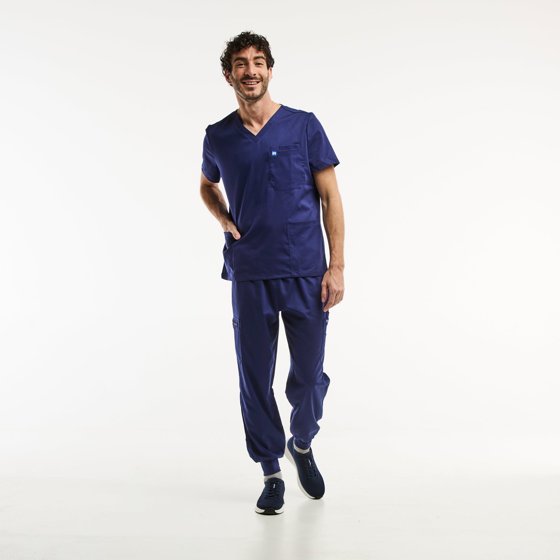 Ensemble médical complet LUCA Jogger en bleu marine pour homme, idéal pour les professionnels
