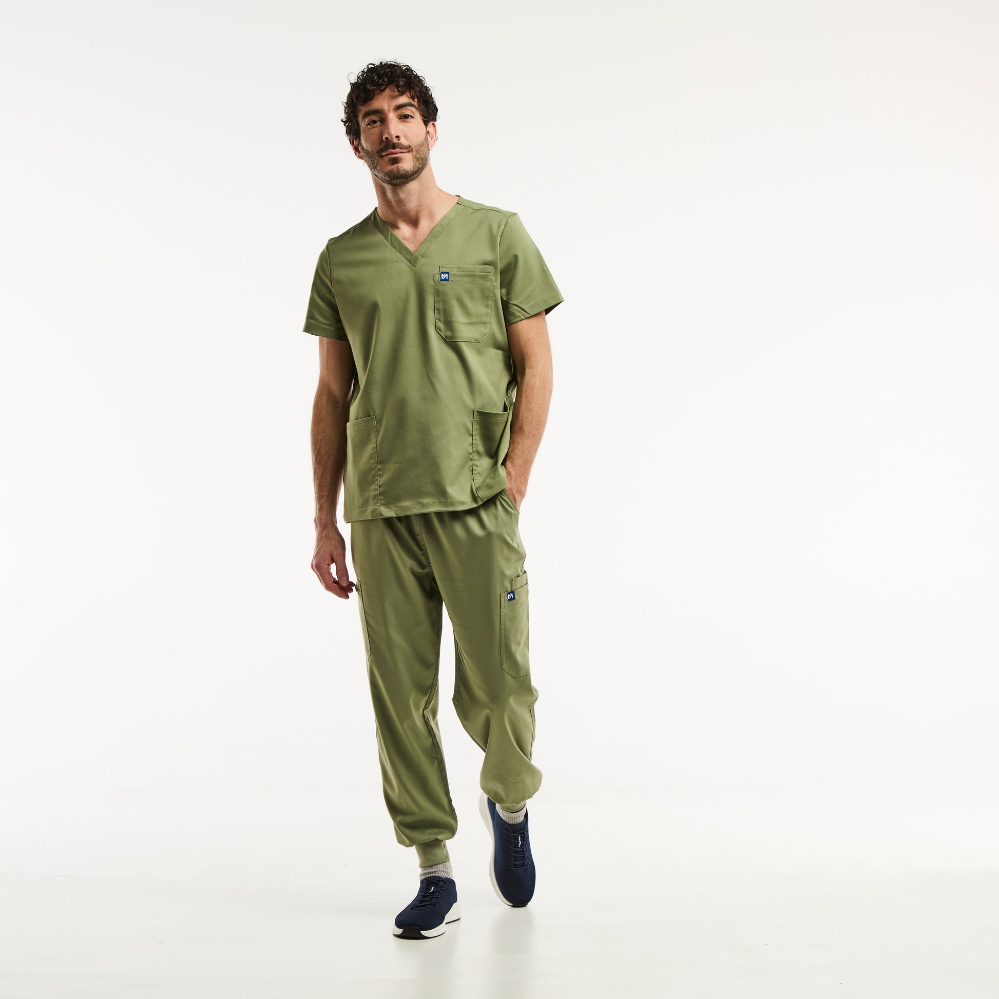 Olive green scrub suit for men, LUCA Jogger ensemble médical complet vert olive