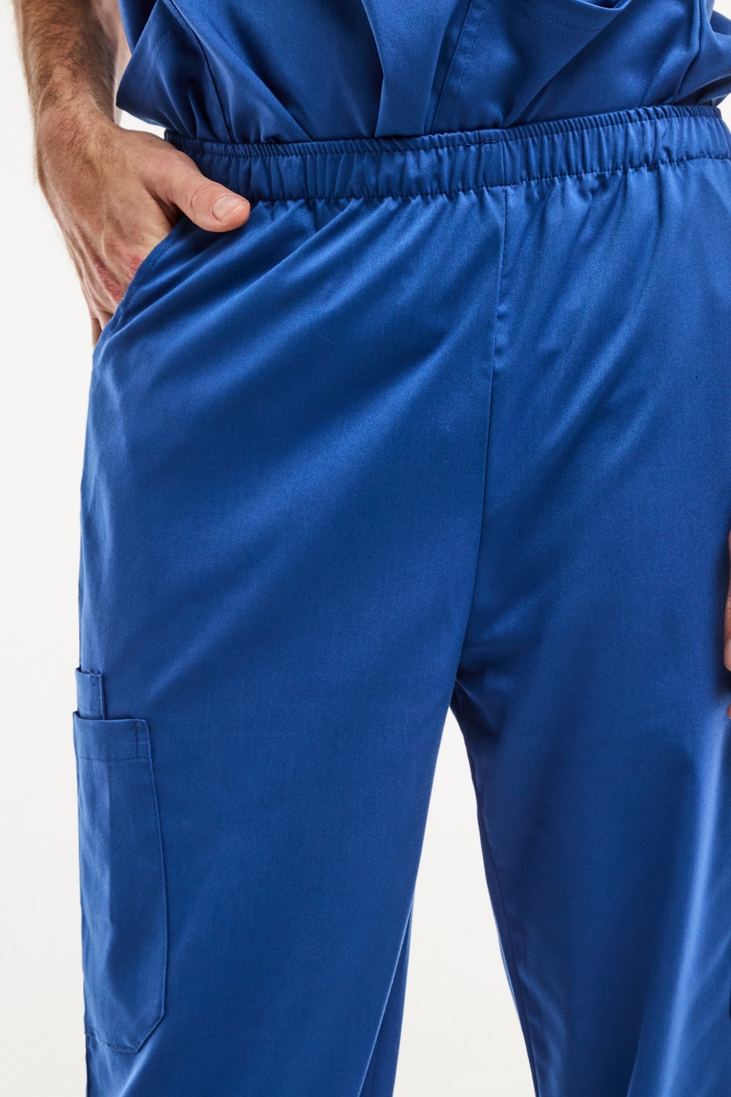 Pantalon médical LUCA en bleu roi, élastique et facile à entretenir pour hommes