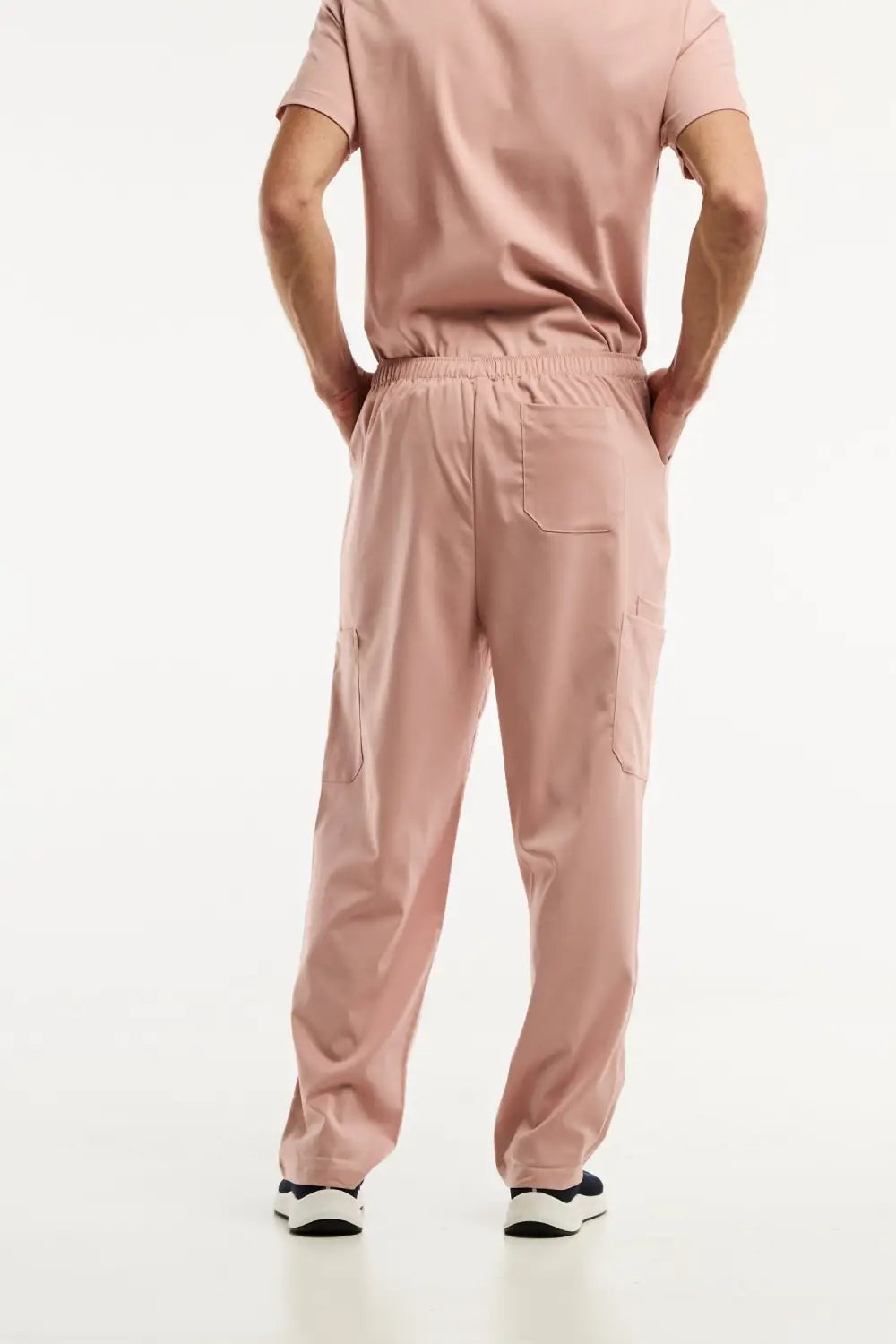 Pantalon médical LUCA Rose Clair, facile à entretenir, parfait pour uniforms professionnels