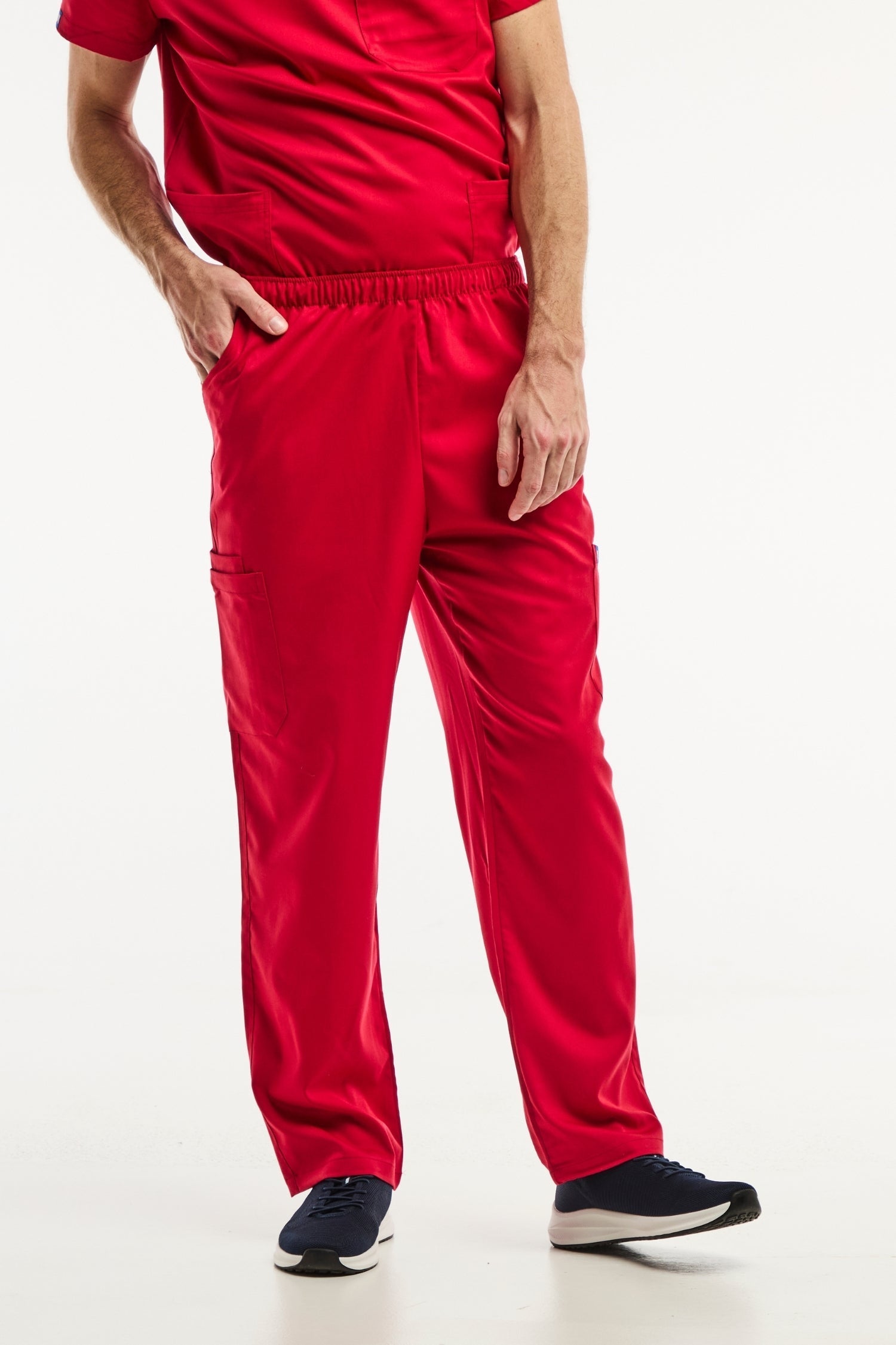 Pantalon médical LUCA rouge pour homme, facile à entretenir, idéal pour uniforms