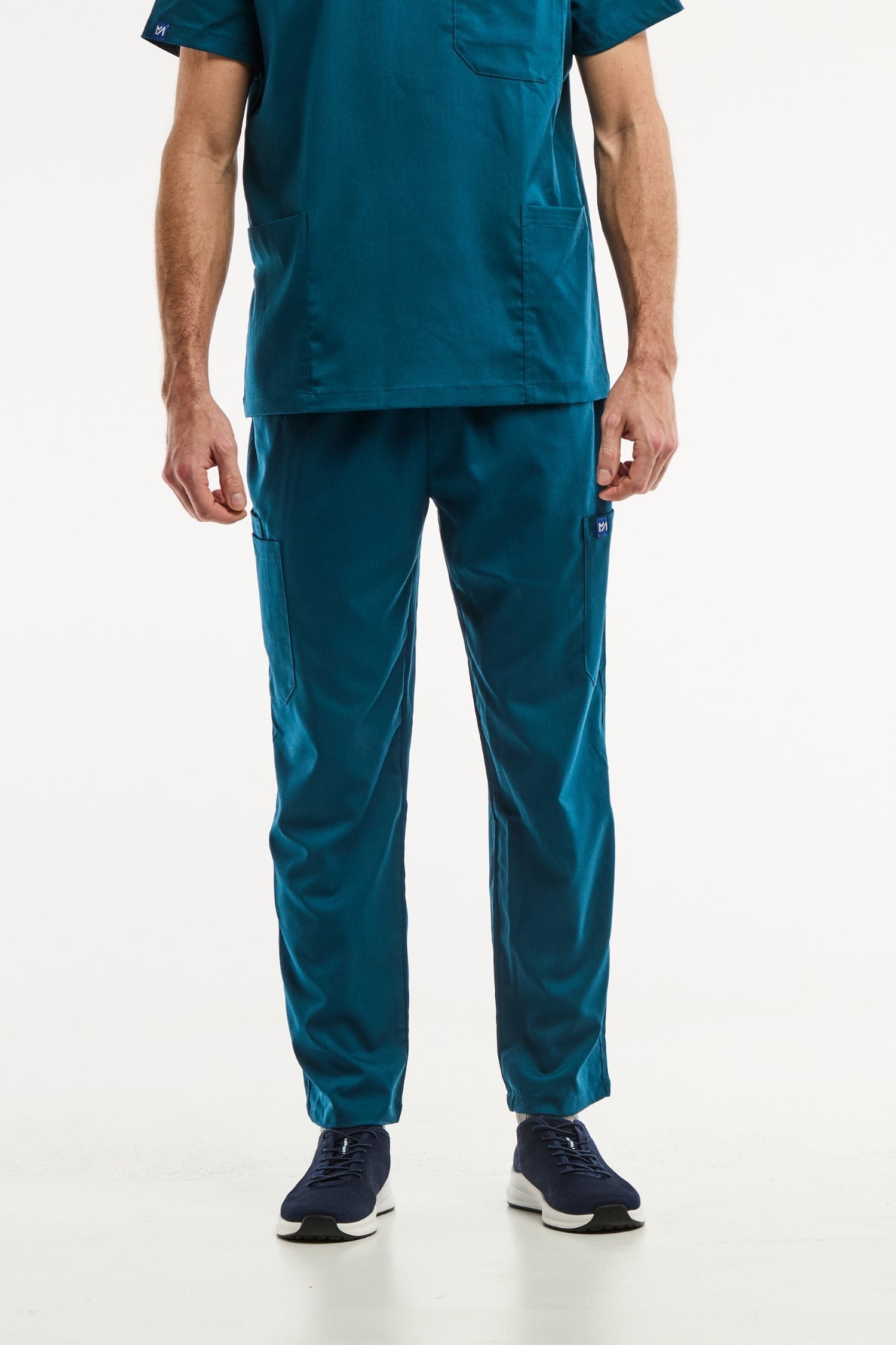 Pantalon médical LUCA en vert turquoise, facile à entretenir pour les uniforms