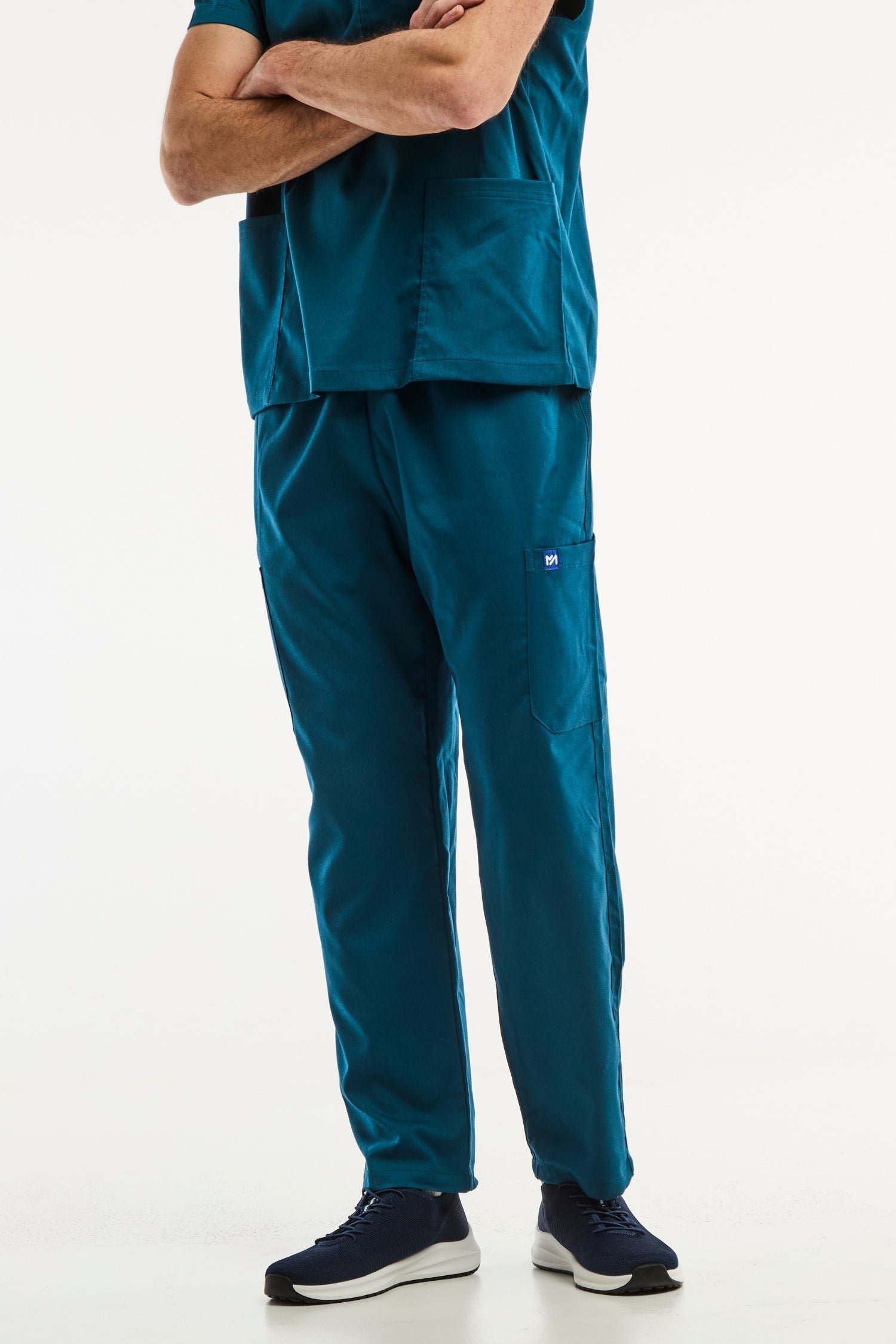 Pantalon médical LUCA en vert turquoise, facile à entretenir pour professionnels de santé