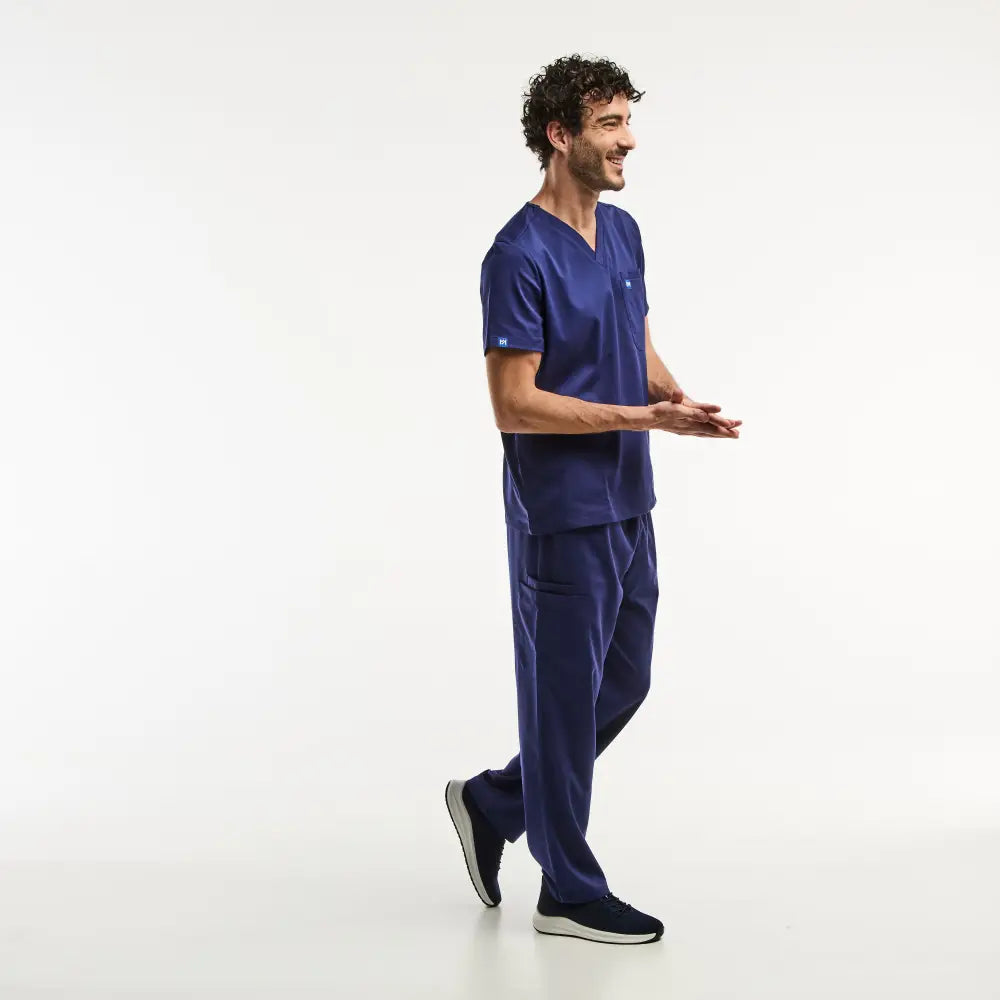 Ensemble médical LUCA pour homme en bleu, tunique col répondant aux exigences professionnelles