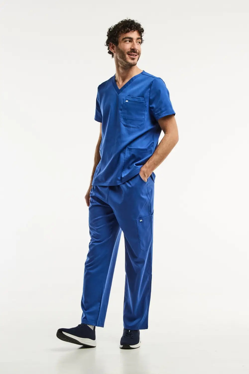 Ensemble médical LUCA en bleu roi avec tunique col et pantalon classique homme