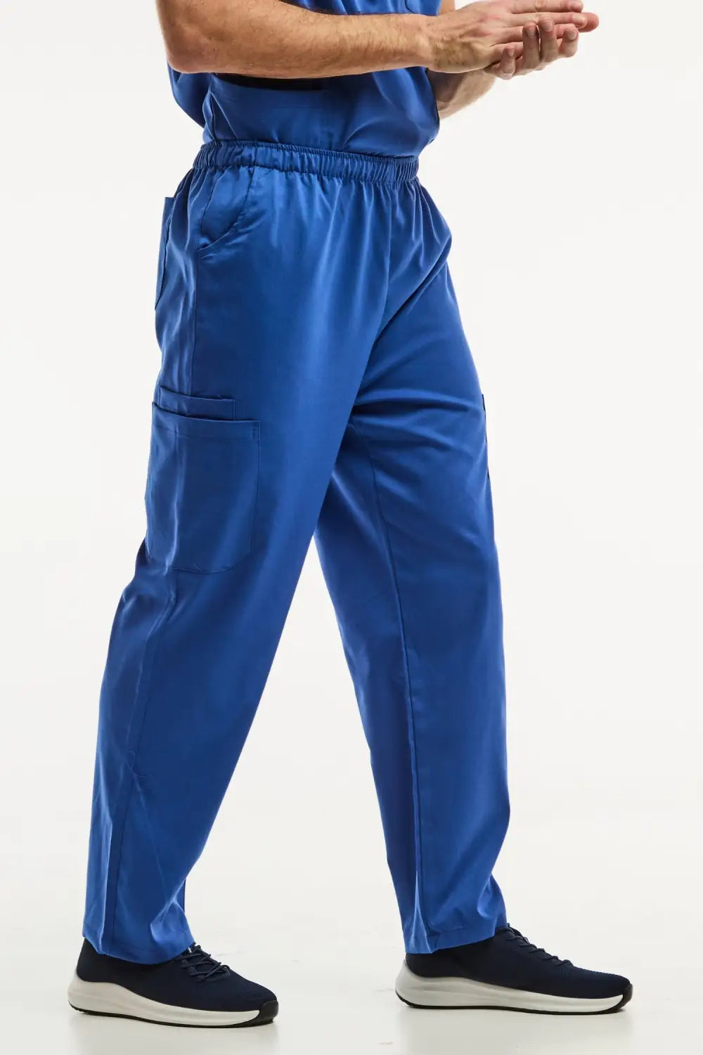 Pantalon classique bleu roi pour ensemble médical homme, idéal avec tunique col LUCA