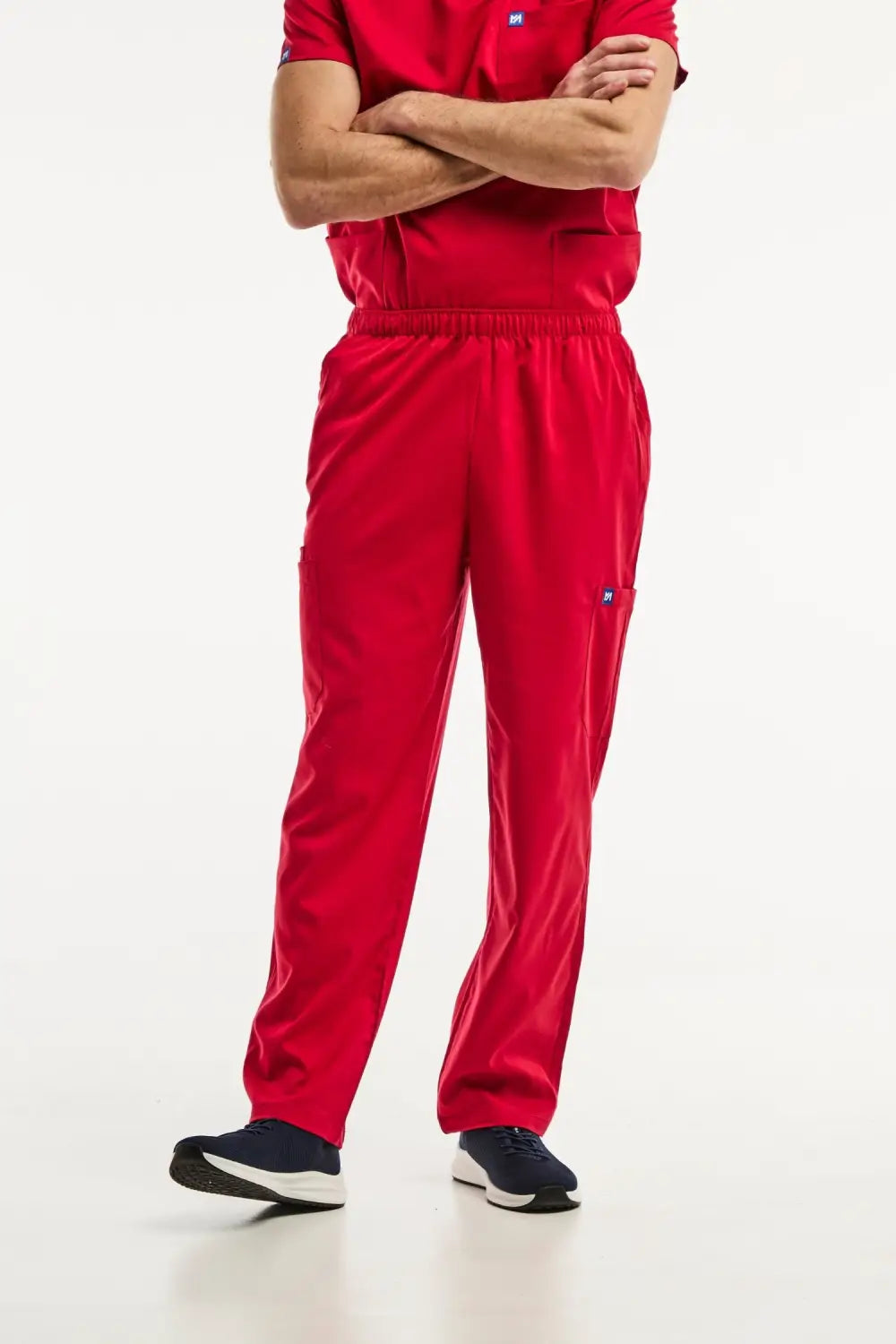 Pantalon classique rouge LUCA pour homme, idéal pour un ensemble médical professionnel