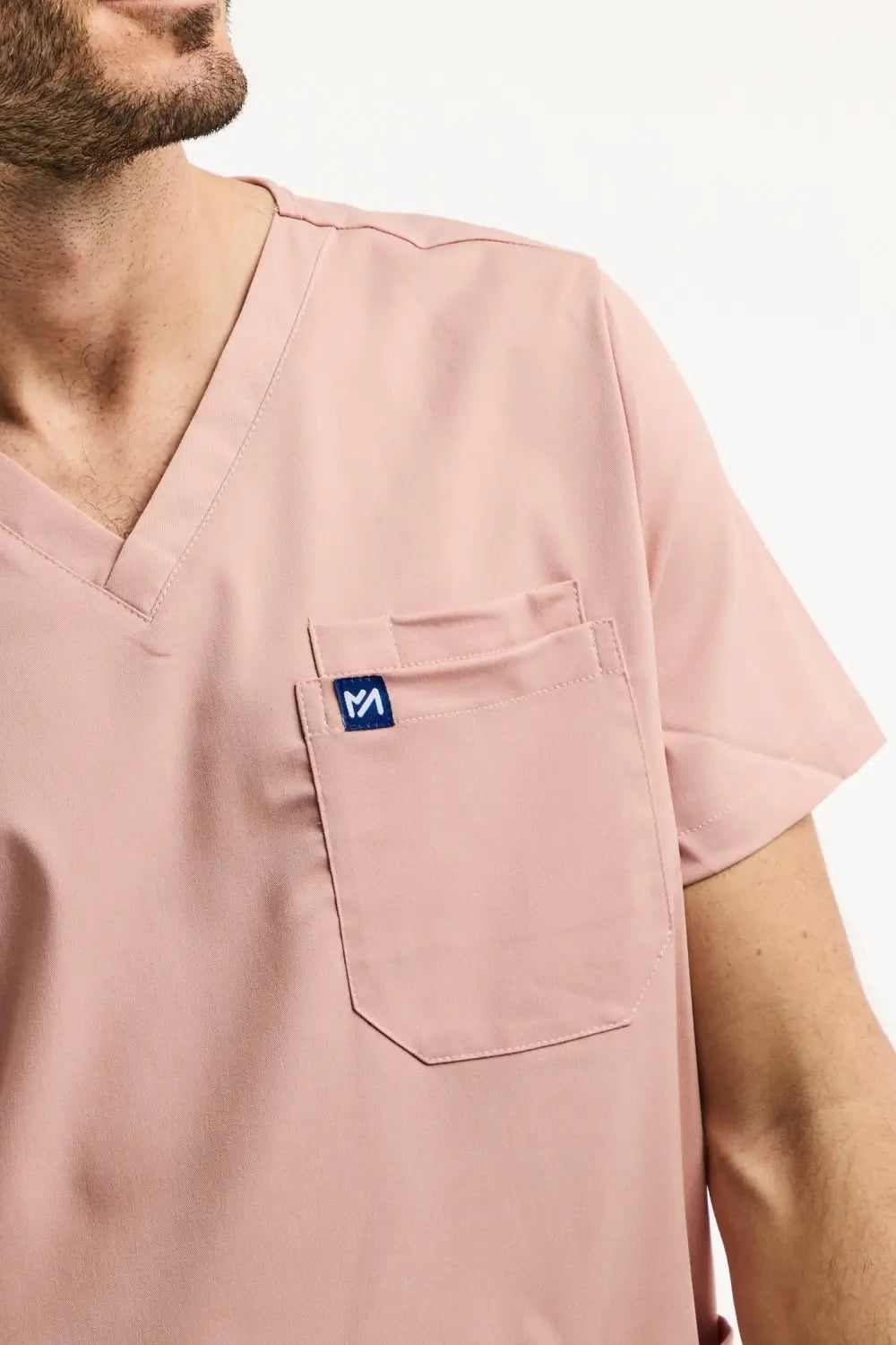Tunique médicale homme Dusty Rose, modèle LUCA avec col médical élégant