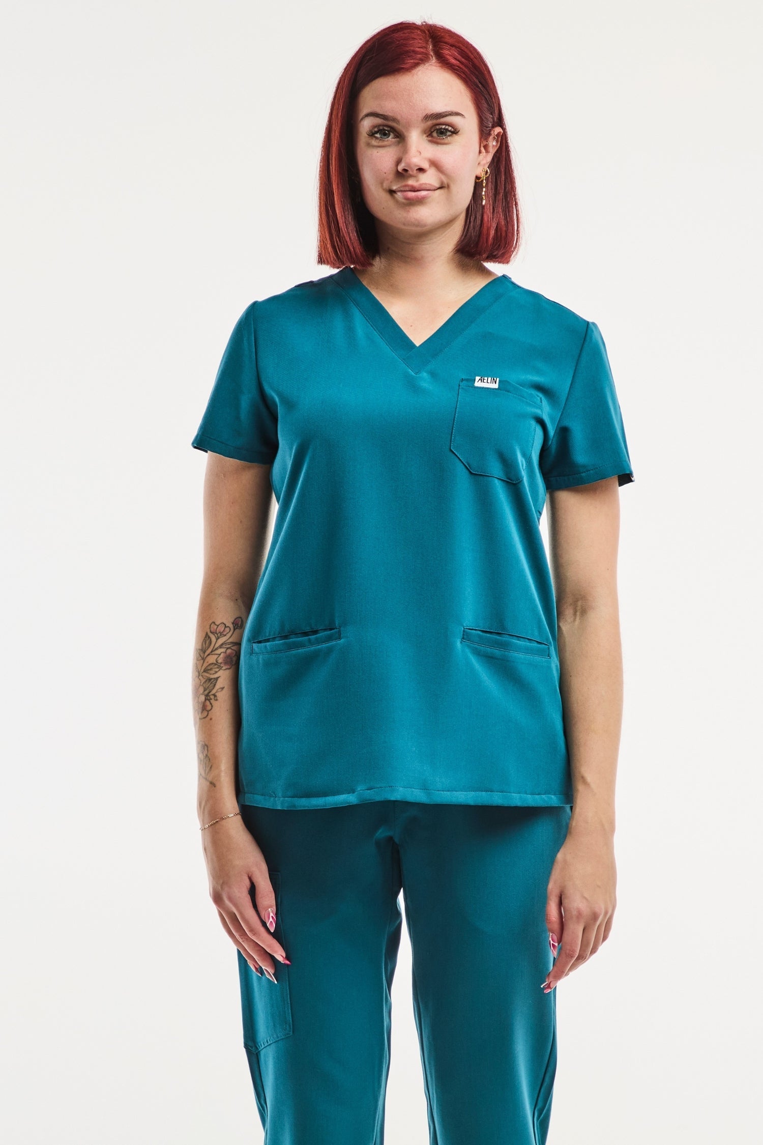 Tunique médicale femme Paris en teal, idéale pour un look professionnel et confortable