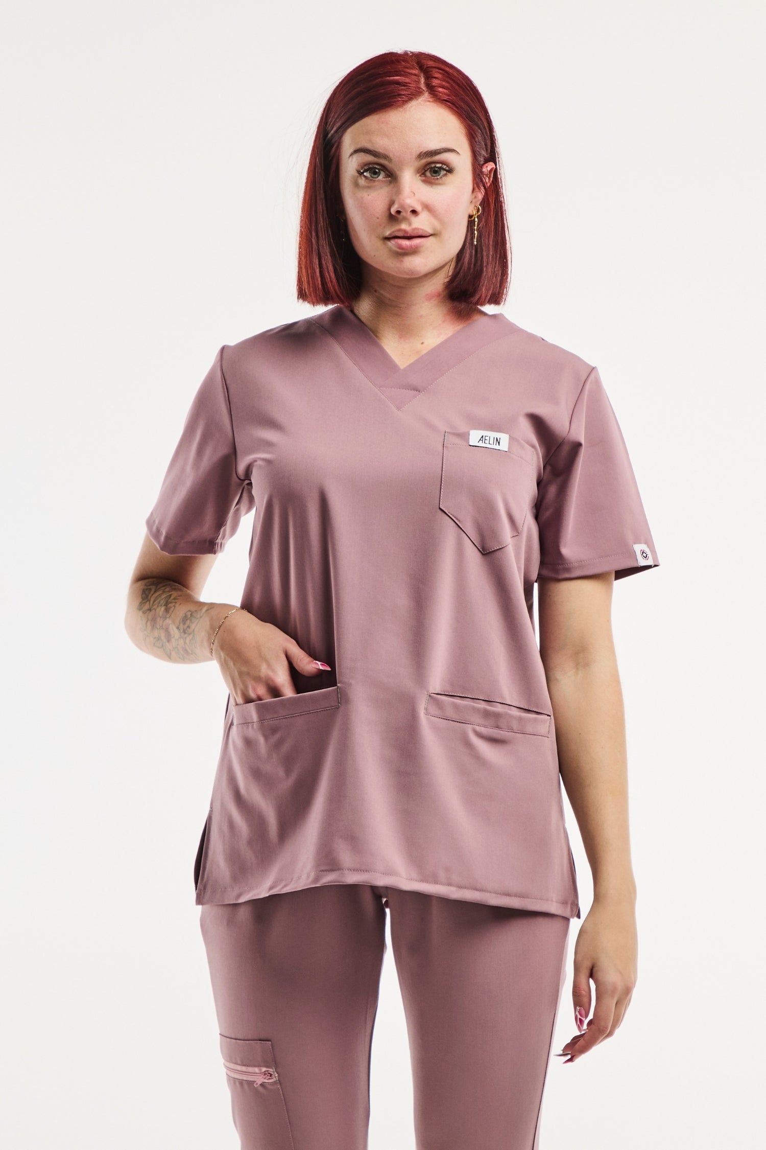 Tunique médicale mauve Slimfit NEW, ensemble de scrubs médicaux élégant