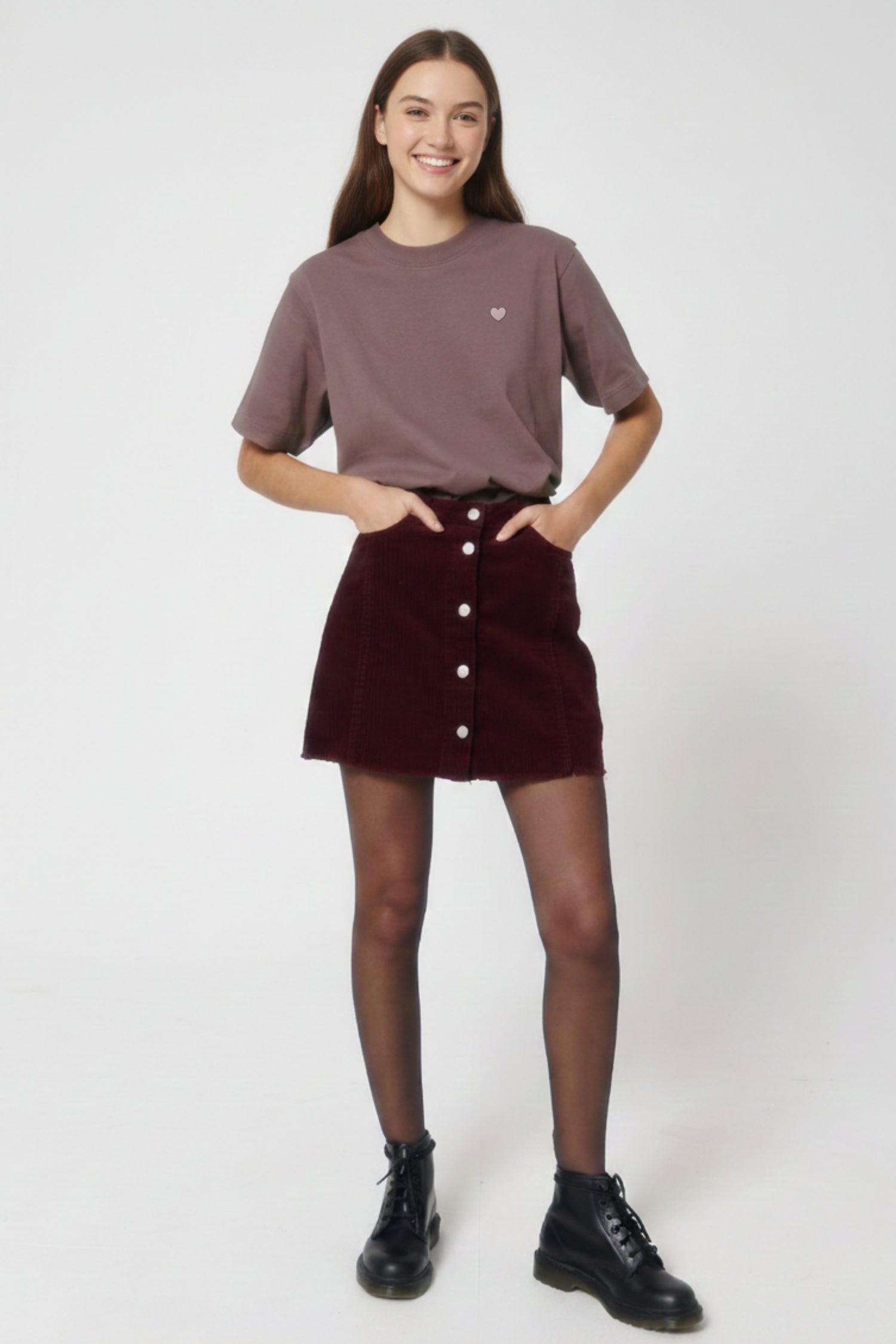 Mini-jupe corduroy bordeaux Aelin Paris, boutons avant, coutures subtiles