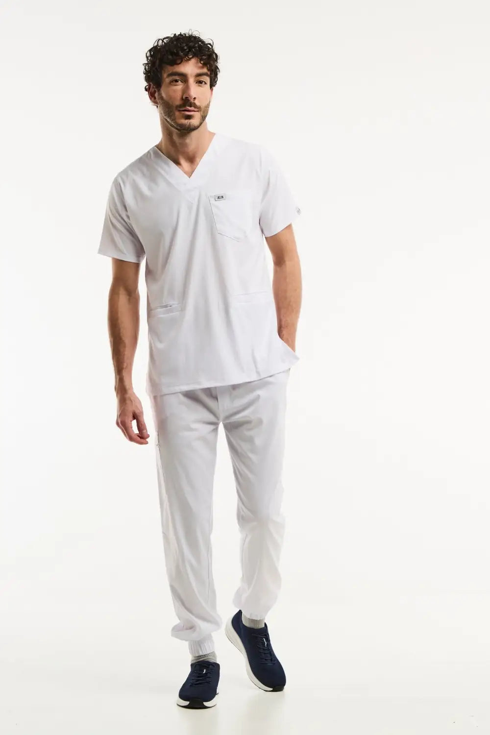 Uniforme médical élégant en blanc, Tenue médicale Blanche pour homme, Série limitée