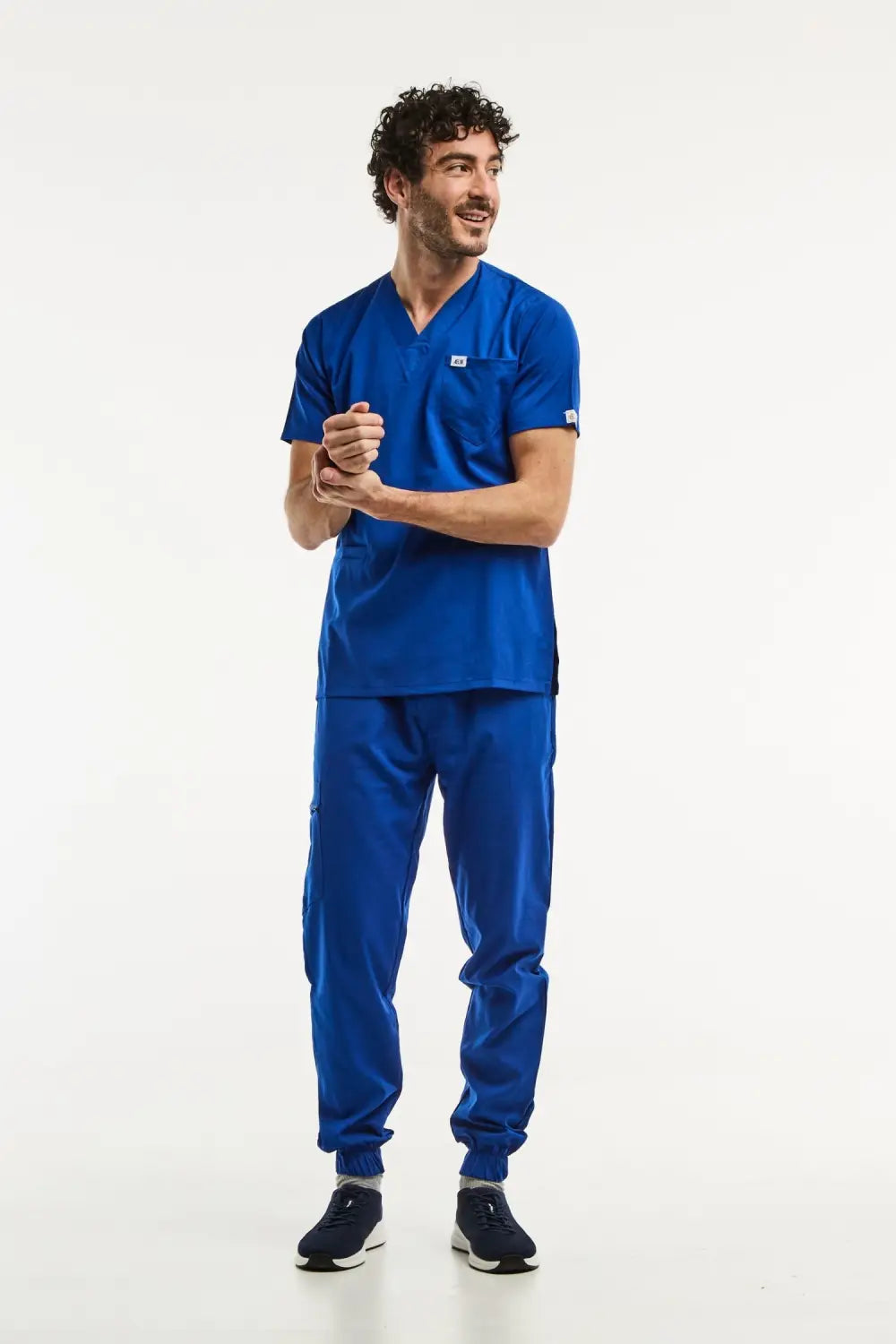 Tenue médicale Bleu royal, Slimfit pour homme en uniforme médical moderne
