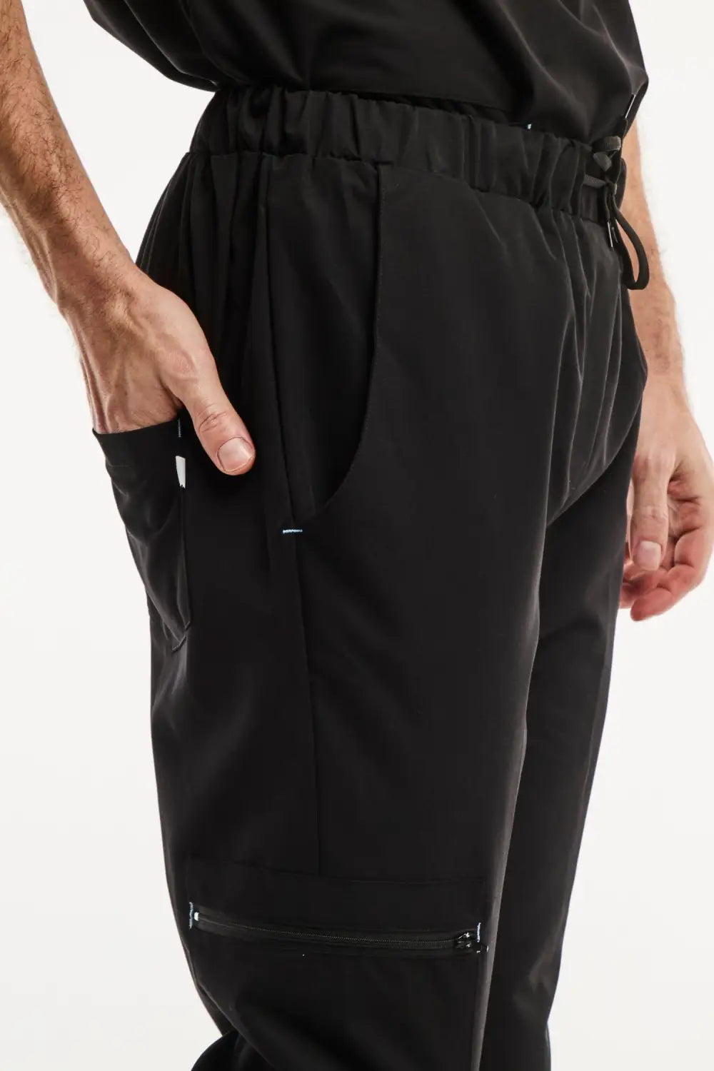 Pantalon de scrub noir pour homme, uniforme médical slimfit, partie d’une tenue médicale