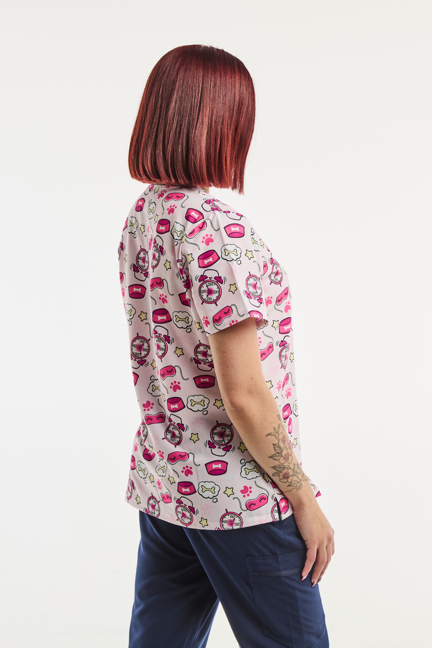 Tunique Médicale Stretch 4 Voies Femme Bonheur Rose avec motif rose unique et élégant